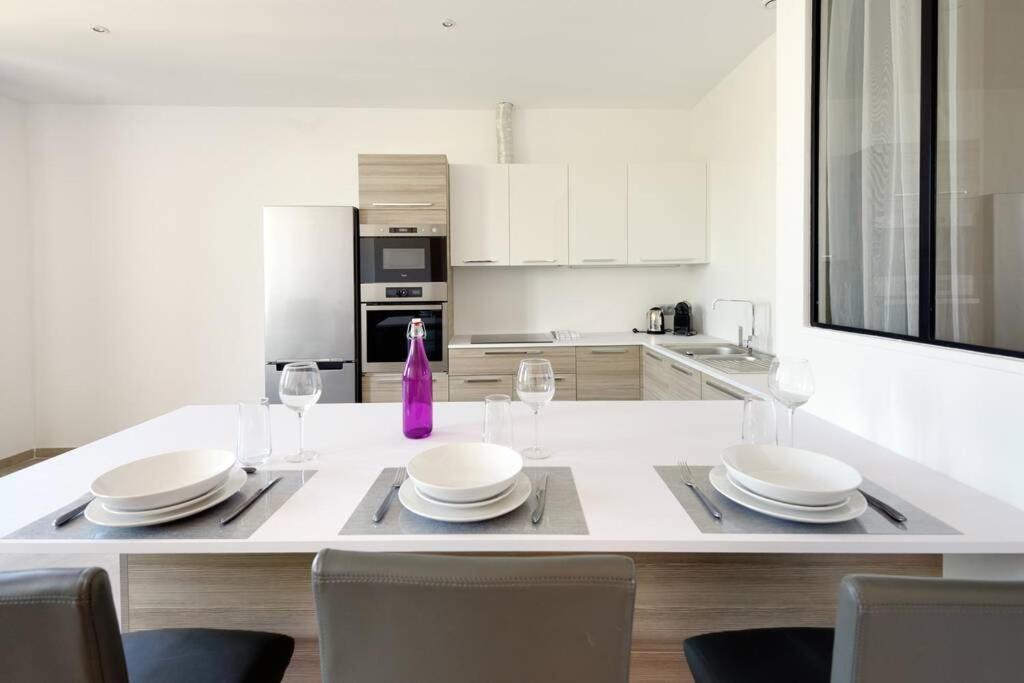 La Ciotat - Magnifique Appartement Climatise Sur Le Port Dış mekan fotoğraf