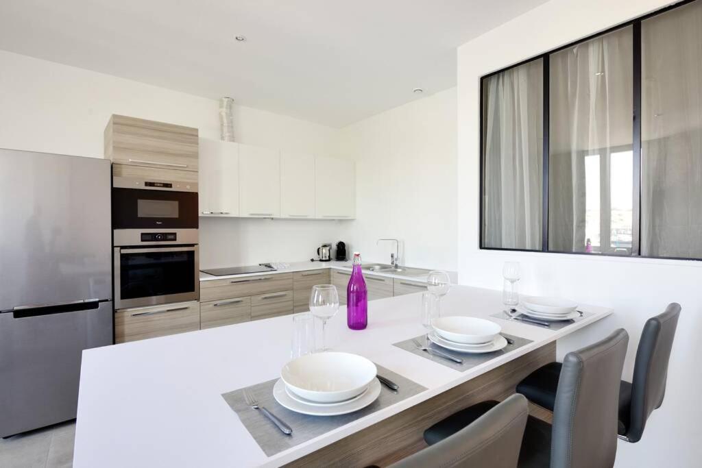 La Ciotat - Magnifique Appartement Climatise Sur Le Port Dış mekan fotoğraf